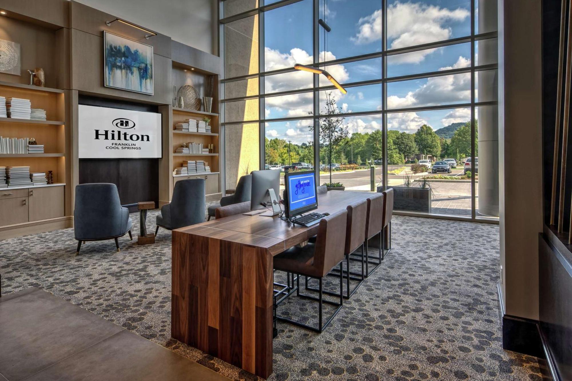 Отель Hilton Franklin Cool Springs Экстерьер фото