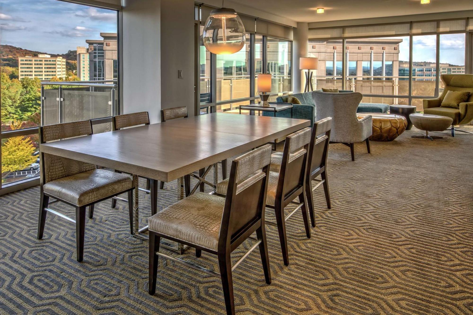 Отель Hilton Franklin Cool Springs Экстерьер фото